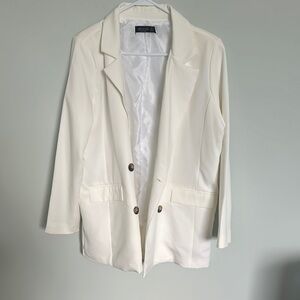 Stoosh Cream Blazer with Notched Lapels and Tailored Fit